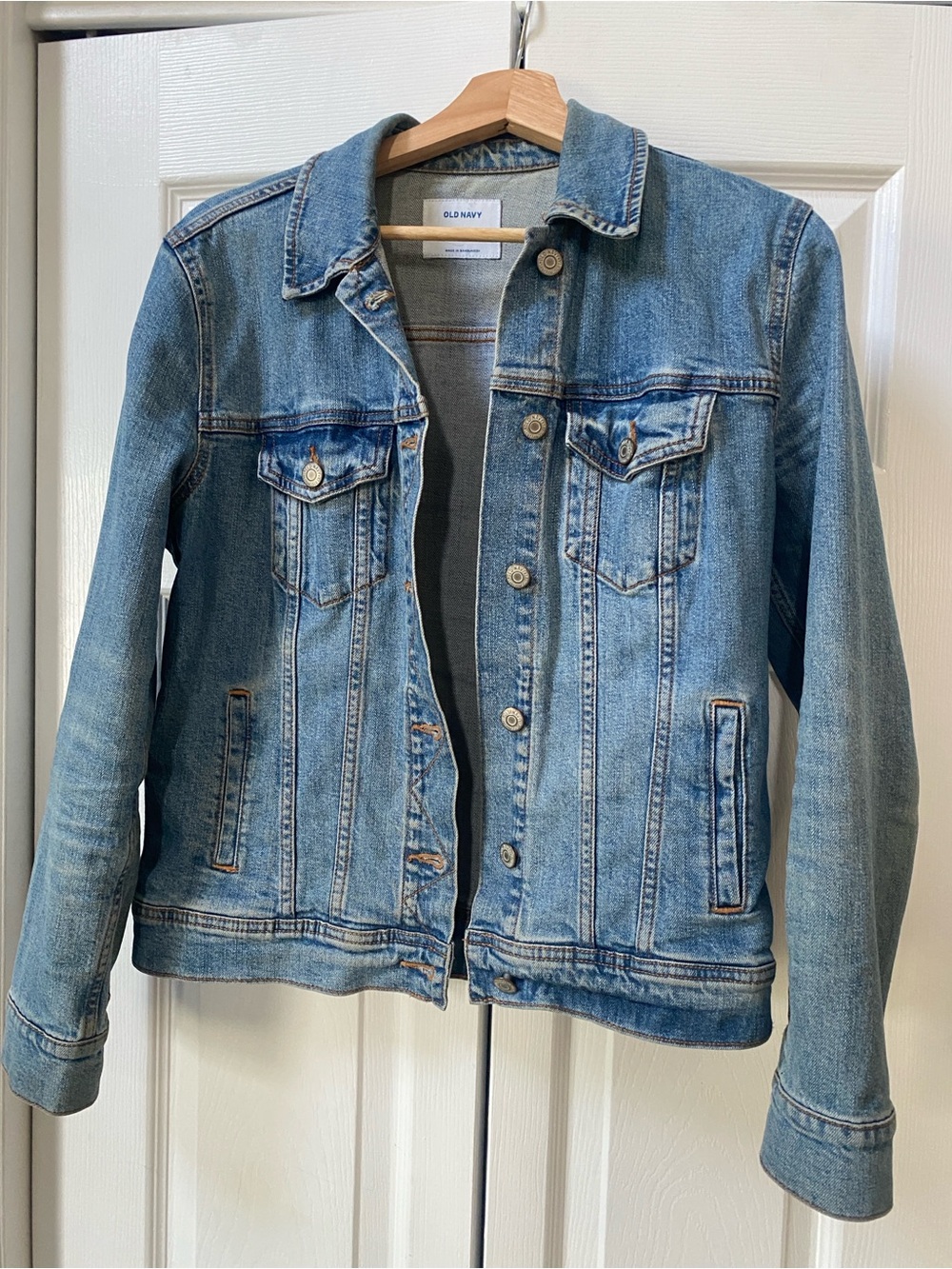 Old Navy Womenβs Medium Jean Jacket, Light Wash